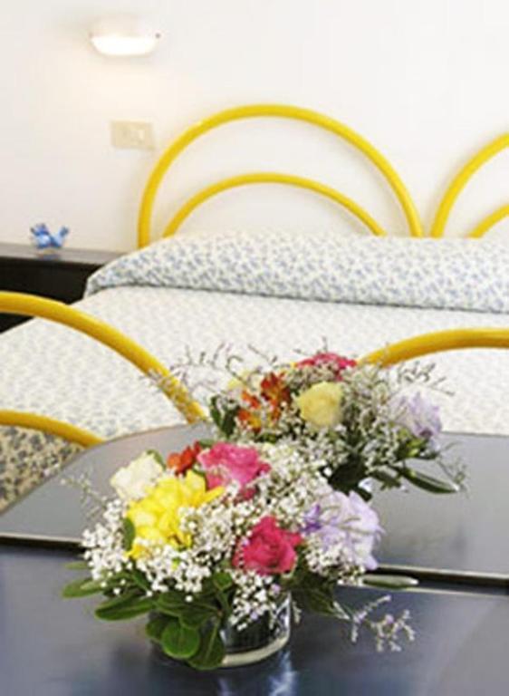 Hotel Elde Riccione Zimmer foto
